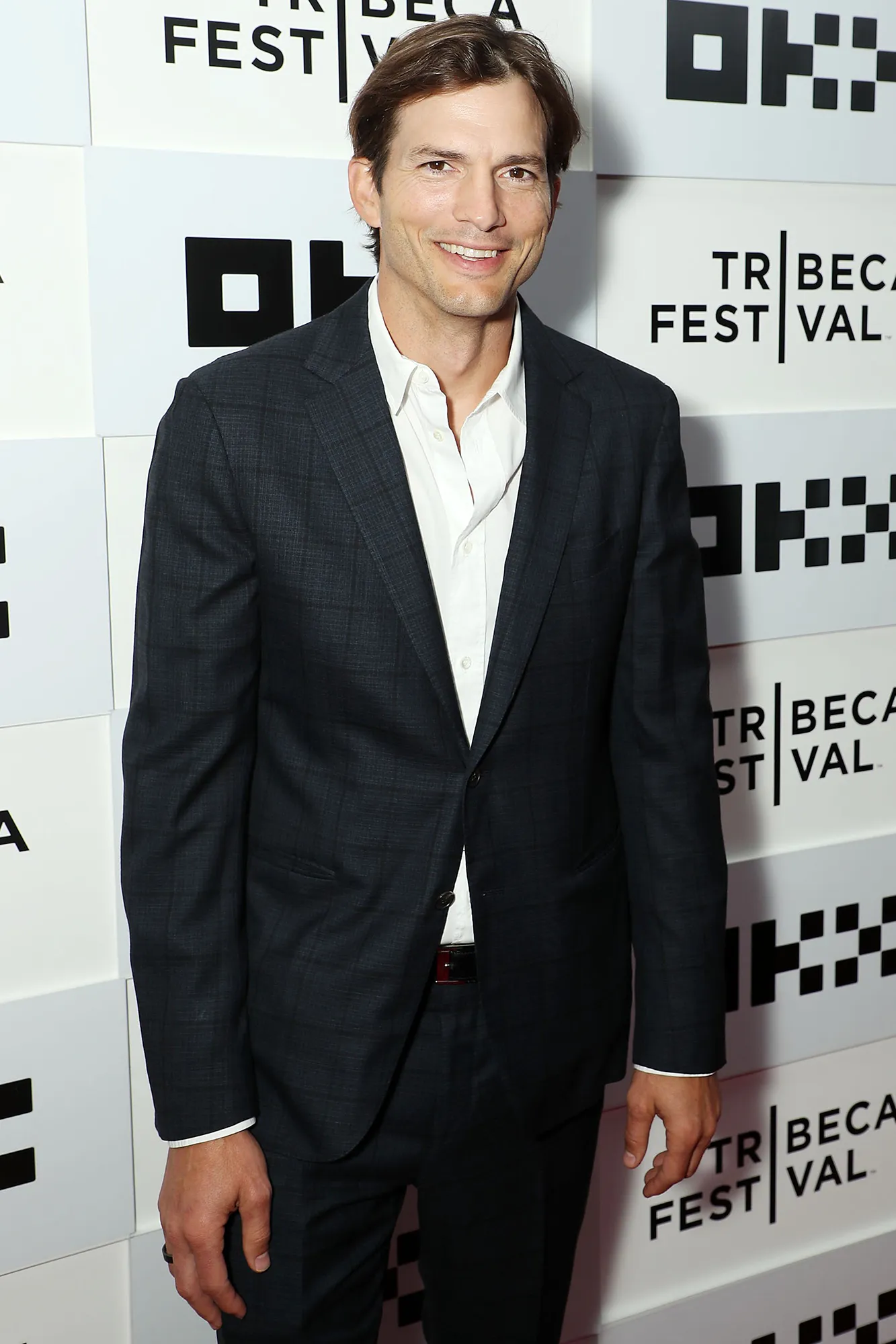 Ashton Kutcher Says His ‘Nipples Were Falling Off’ While Training for New York City Marathon