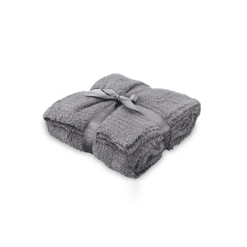 best-cyber-weekend-deals-barefoot-dreams-blanket-nordstrom