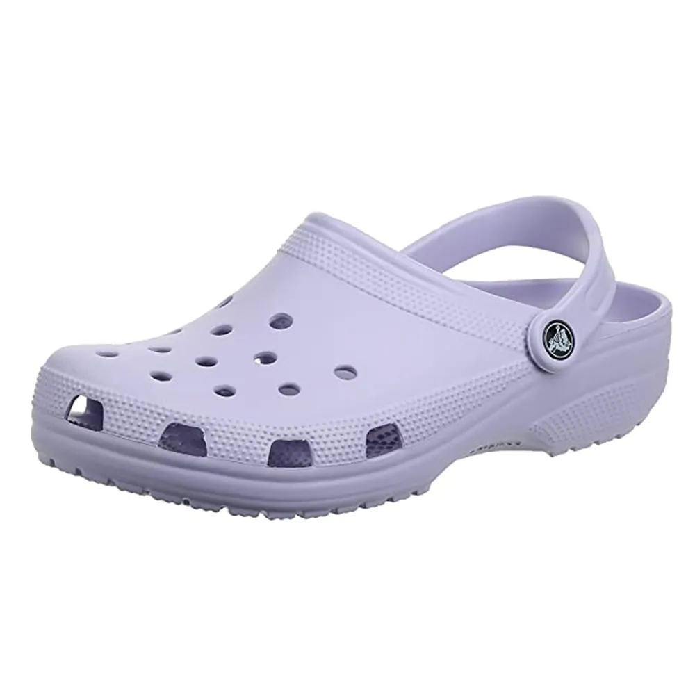 best-cyber-weekend-deals-crocs-amazon