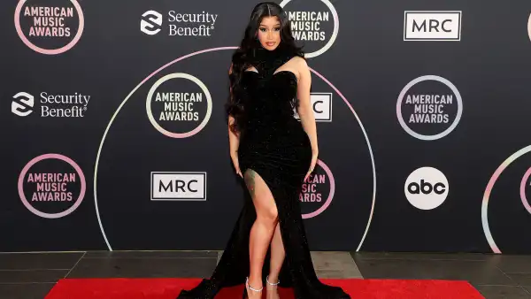 cardi b amas 2021
