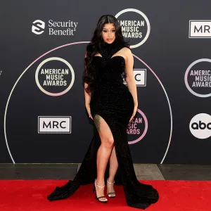 cardi b amas 2021