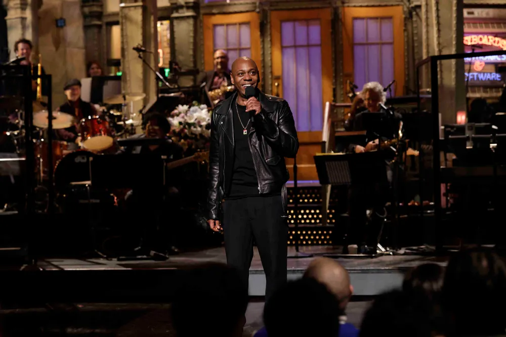 Dave Chappelle Teaches Kanye West How to Denounce Antisemitism After Scandal to &lsquo;Buy Yourself Some Time&rsquo;