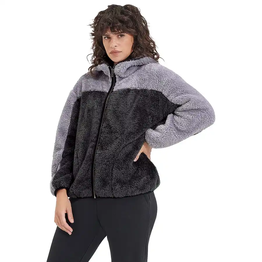 gifts-for-women-zappos-ugg-zip-up