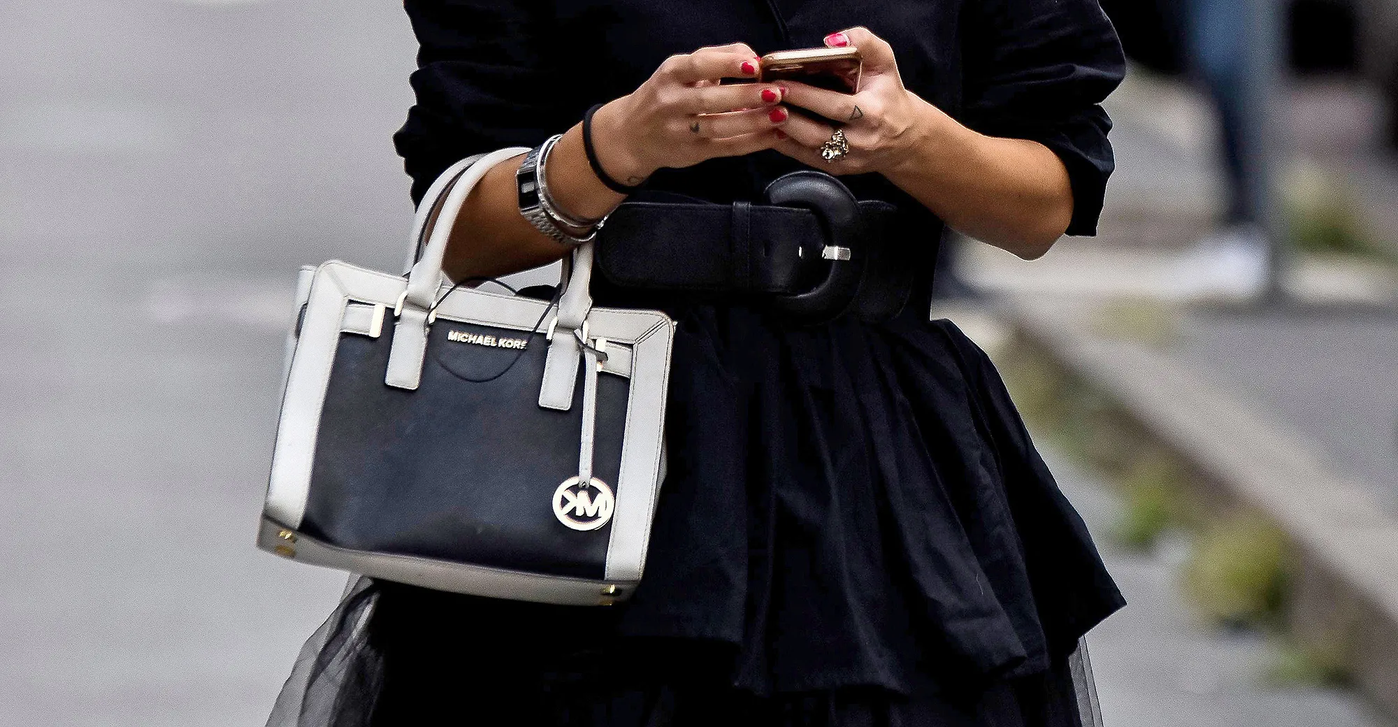 nordstrom-handbag-deals