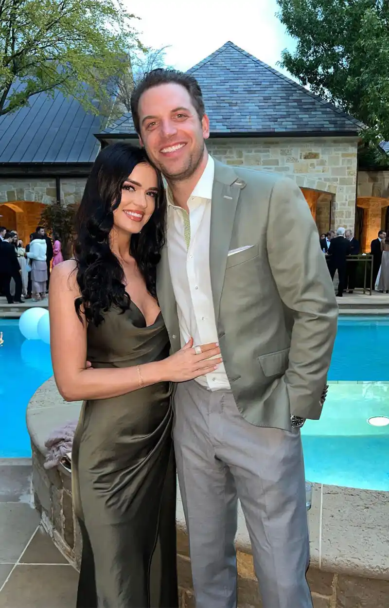 Raven Gates and Adam Gottschalk Expecting