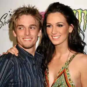 Aaron Carter’s Twin Angel Reflects on Brother’s Death blue striped shirt