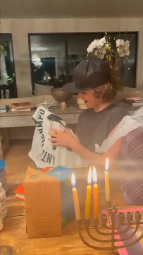 Alicia Silverstone Surprises Son Bear With Signed NBA Jersey for Hanukkah - 593