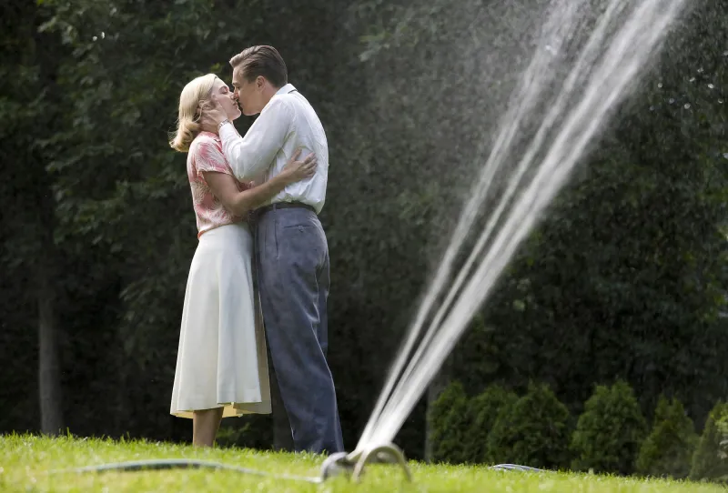 Awkward Love on Set Leonardo DiCaprio and Kate Winslet Adorable Friendship Through the Years