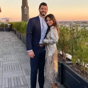 Bachelorette’s Andi Dorfman Goes Dress Shopping for Wedding to Fiance Blaine Hart- See the Photos - 153