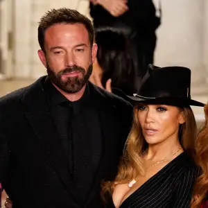 Ben Affleck Sings Christmas Karaoke With Jennifer Lopez at Star-Studded Holiday Bash