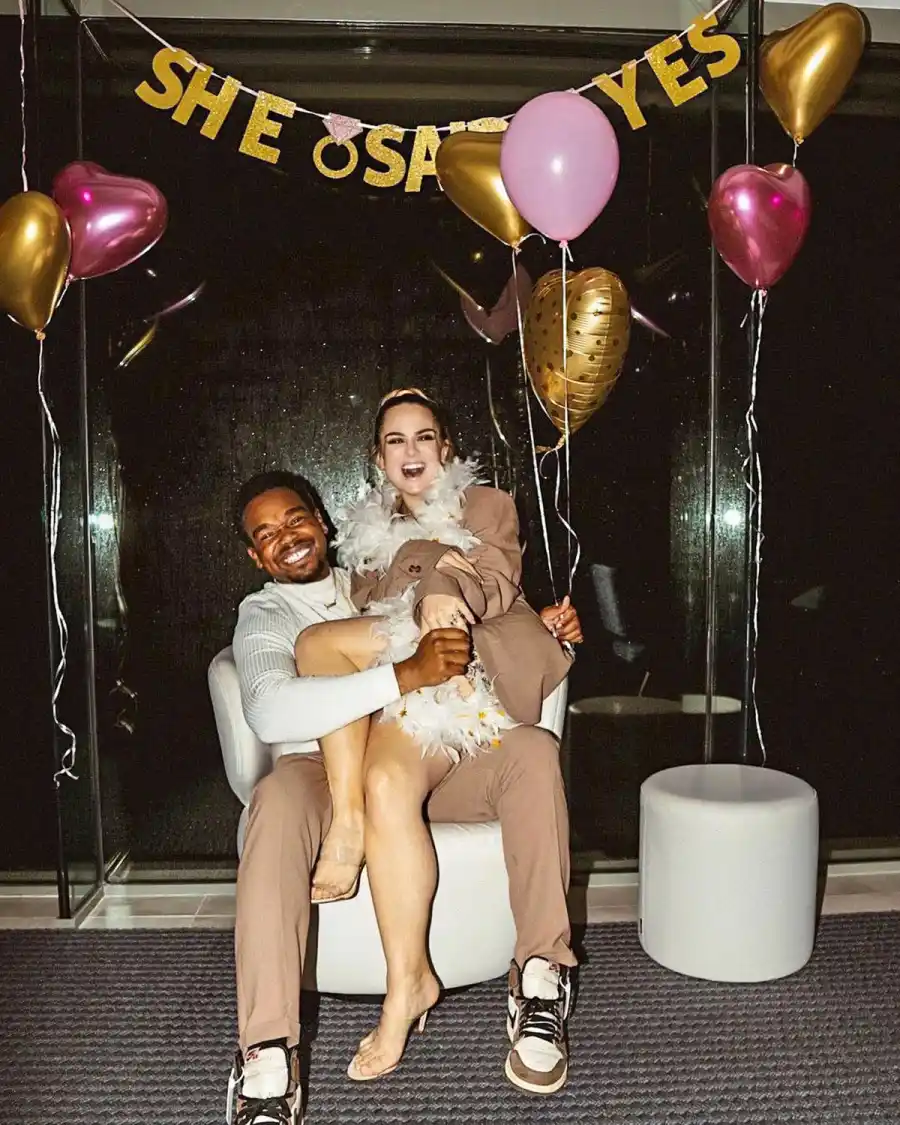 Celebs Who Got Engaged or Married on Christmas- Joe Mangiello and Sofia Vergara, Matthew McConaughey and Camilla Alves and More - 182