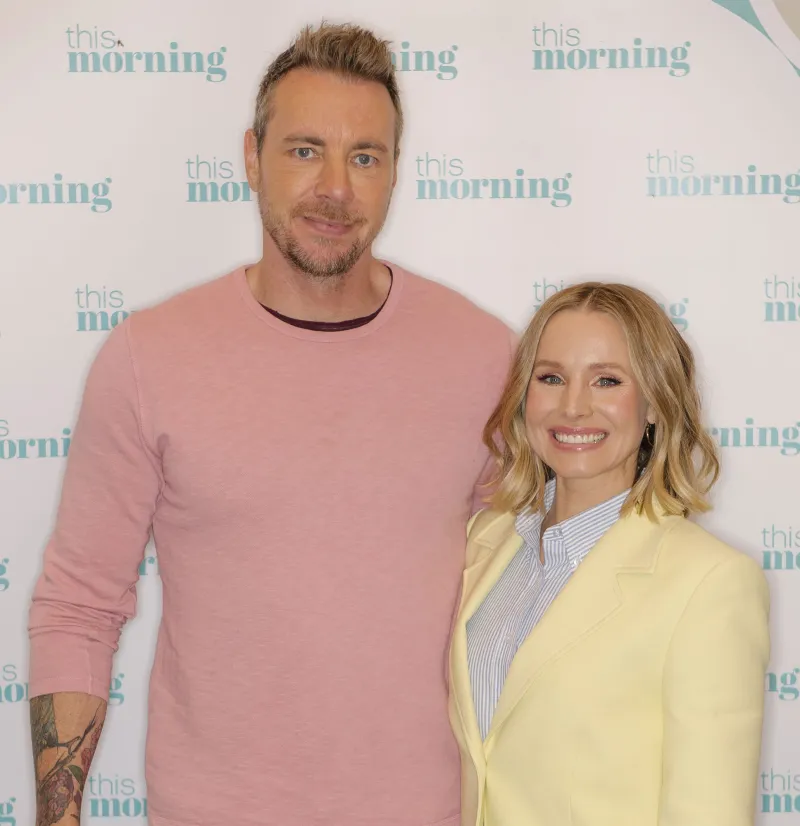 Dax Shepard’s Quotes About His Sobriety pink sweater