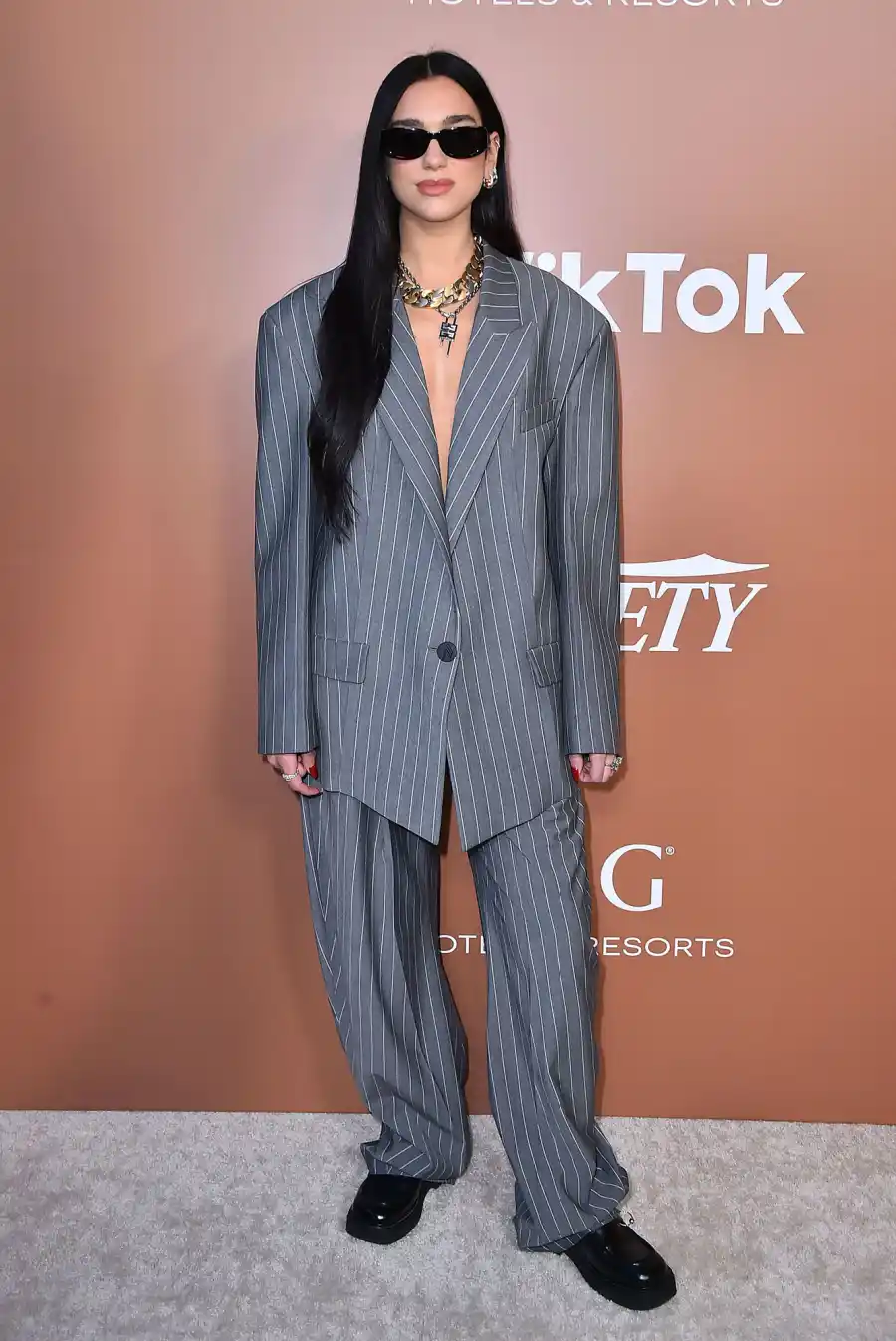 Dua Lipa About Last Night