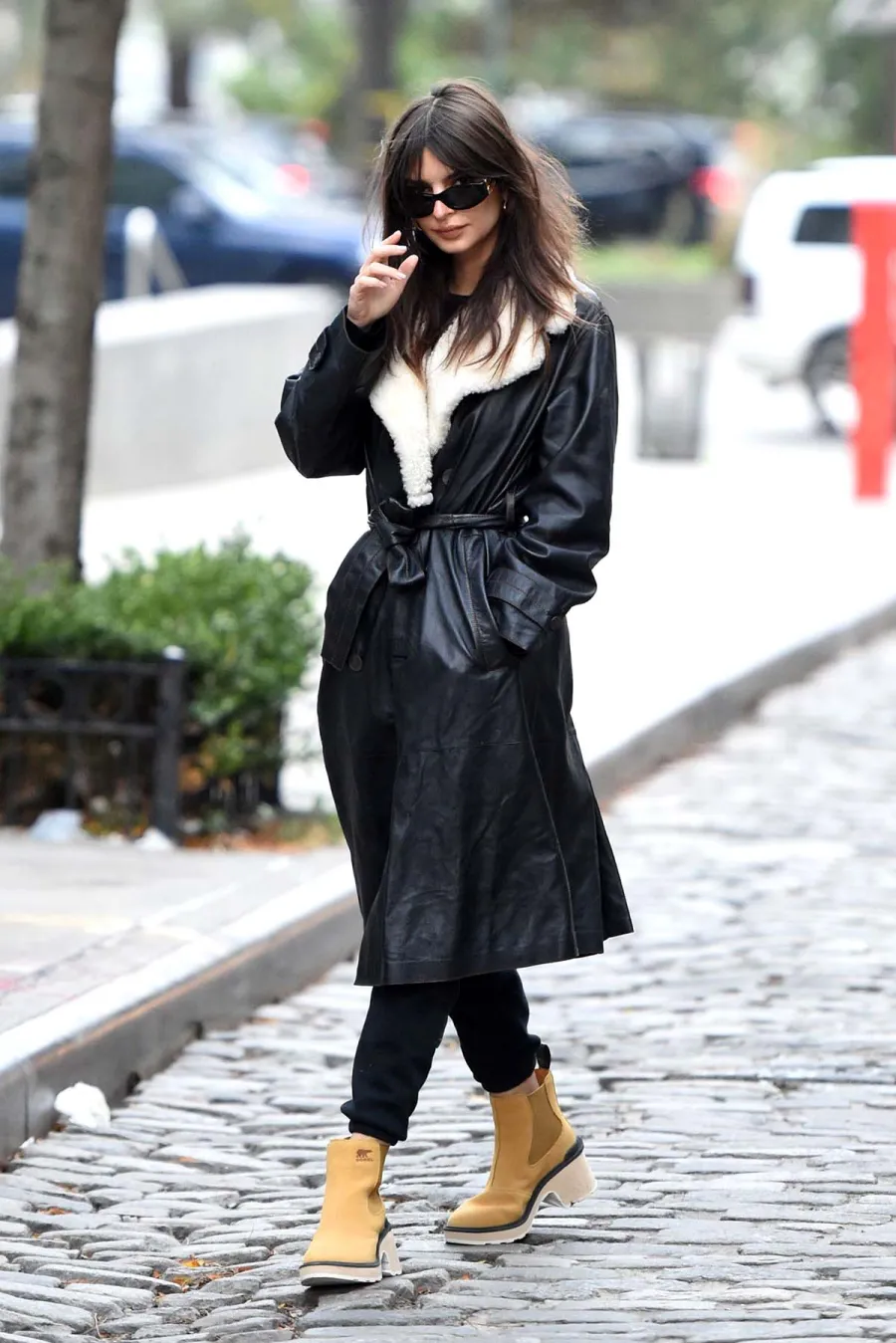 Emily Ratajkowski's Style Gallery