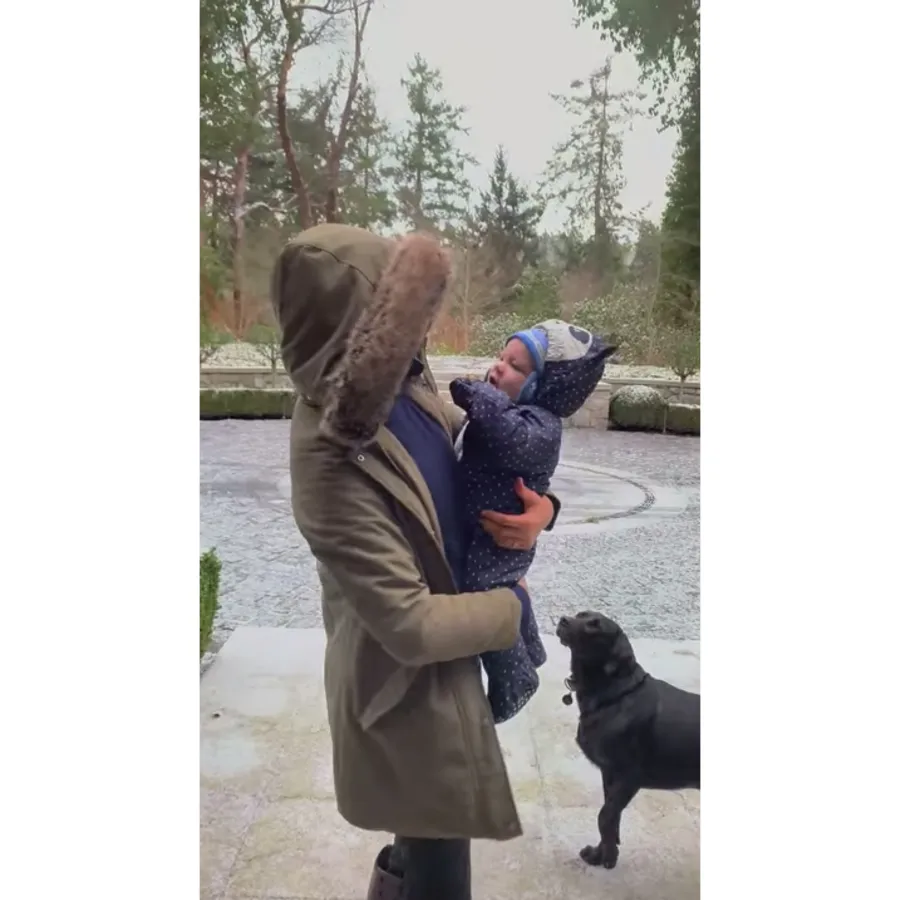 Every Rare Glimpse of Archie and Lili in Harry and Meghan Documentary 11