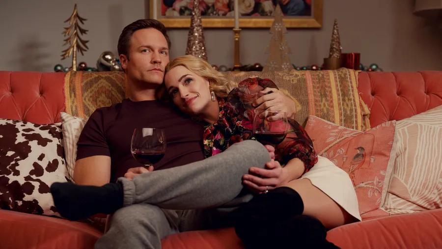 Everything to Know About Season 2 of Netflix's ‘Ginny’ and Georgia’- Cast, Release Date, Plot and More 553