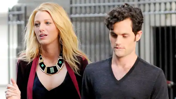 Gossip Girl Reboot Reveals What Happened to Dan and Serena After Finale - 595 'Gossip Girl' on set filming, New York, America - 28 Aug 2012