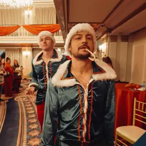 Exclusive Hallmark Star Christmas Content - RomaDrama Christmas