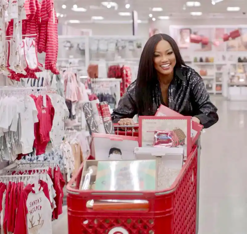 Hot Pics Garcelle Beauvais is all smiles as she wraps up her last minute shopping at Target