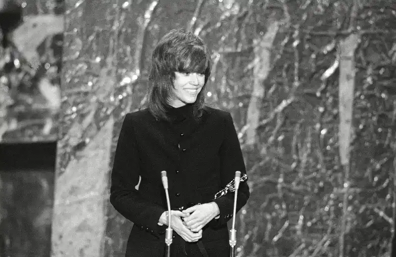 Jane Fonda Through the Years- Oscar Wins, TV Stardom, Activism and More - 562 Fonda Gets Oscar, Los Angeles, USA