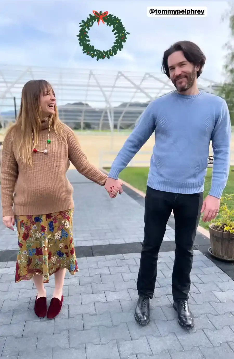 Kaley Cuoco’s Baby Bump Album