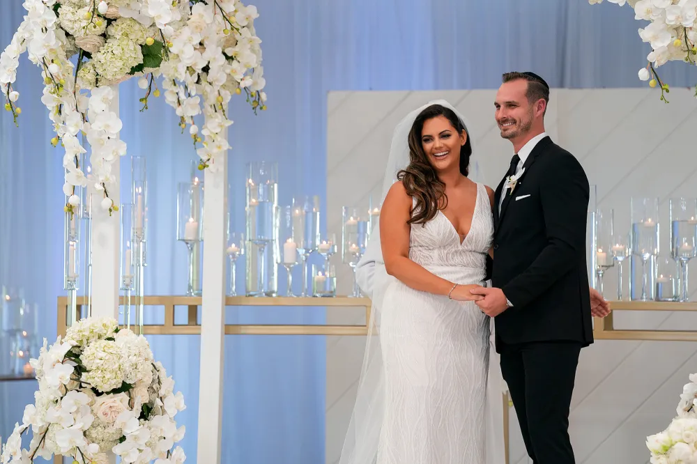 Love Is Blind&rsquo;s Alexa Lemieux Reveals If She and Husband Brennon Lemieux Have a Prenup - 363