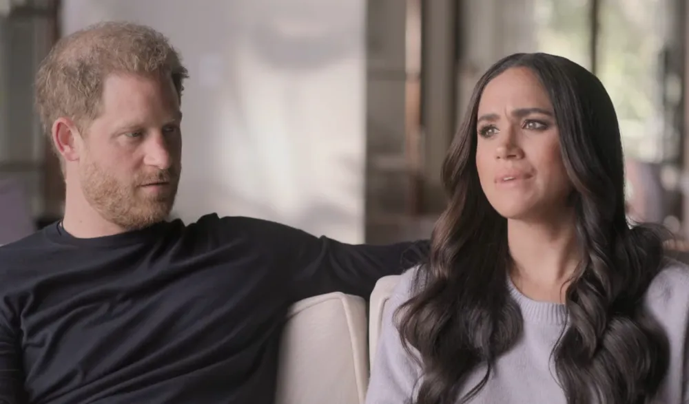Meghan Markle Recalls Getting Emotional Over Flight Crew Member Acknowledging Her &lsquo;Sacrifice&rsquo; for the U.K. After - 239