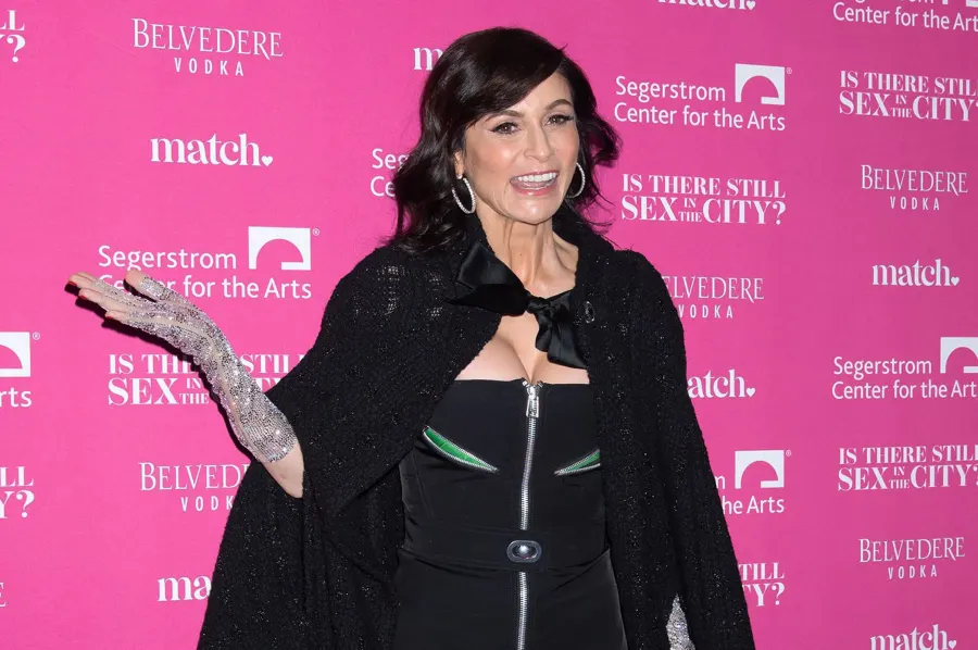 'My Unorthodox Life' Season 2 Burning Questions Answered: Status of Julia and Silvio's Divorce, Miriam and Nathalie Split and More black cape