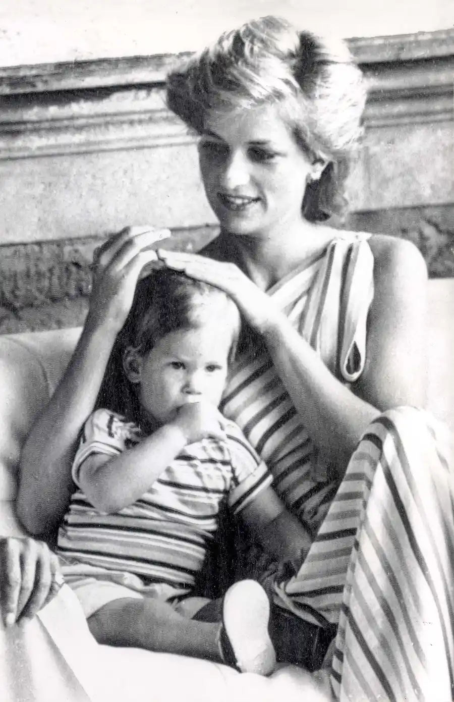 Prince William and Prince Harry’s Most Heart-Wrenching Quotes About the Late Princess Diana - 939 Prince Harry Holiday In Spain August 1986 Princess Of Wales With Her Two-year-old Son Prince Harry Prince Harry With His Brother And Parents The Prince And Princess Of Wales Are The Holiday Guest Of The Spanish Royal Family At Their Holiday Replica Luxury Handbag In P