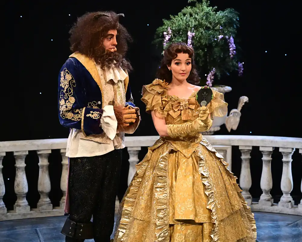 SNL&rsquo;s Chloe Fineman Understands Why &lsquo;Deeply Charming&rsquo; Pete Davidson Is Popular With Women: &lsquo;I Get It&rsquo;