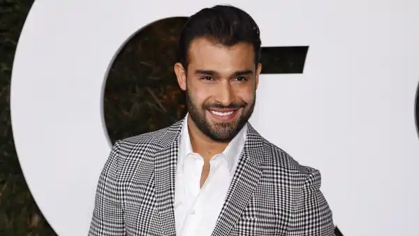 Sam Asgari Admits He Prefers Wife Britney Spears Didn't Post Topless Photos, Slams Her Critics herringbone blazer