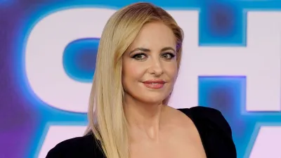 Sarah Michelle Gellar Hints Joss Whedon's 'Buffy the Vampire Slayer' Set Was 'Extremely Toxic' Christian Siriano dress