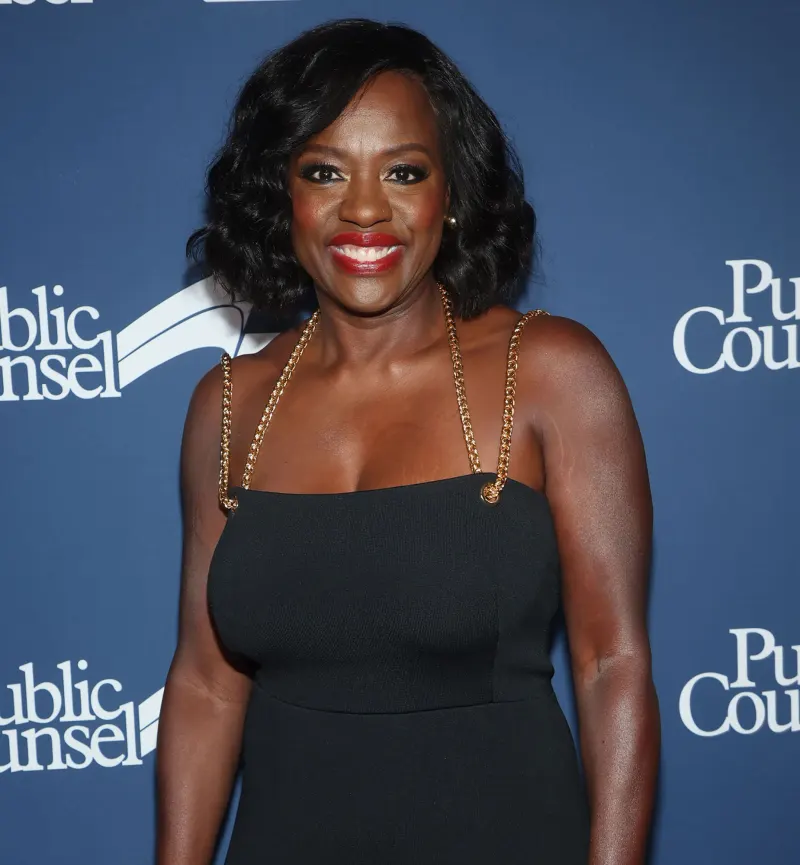 'So You Think You Can Dance' Alum Stephen 'tWitch' Boss Dead at 40: Yvette Nicole Brown, Sharna Burgess and More Stars React chain sleeves