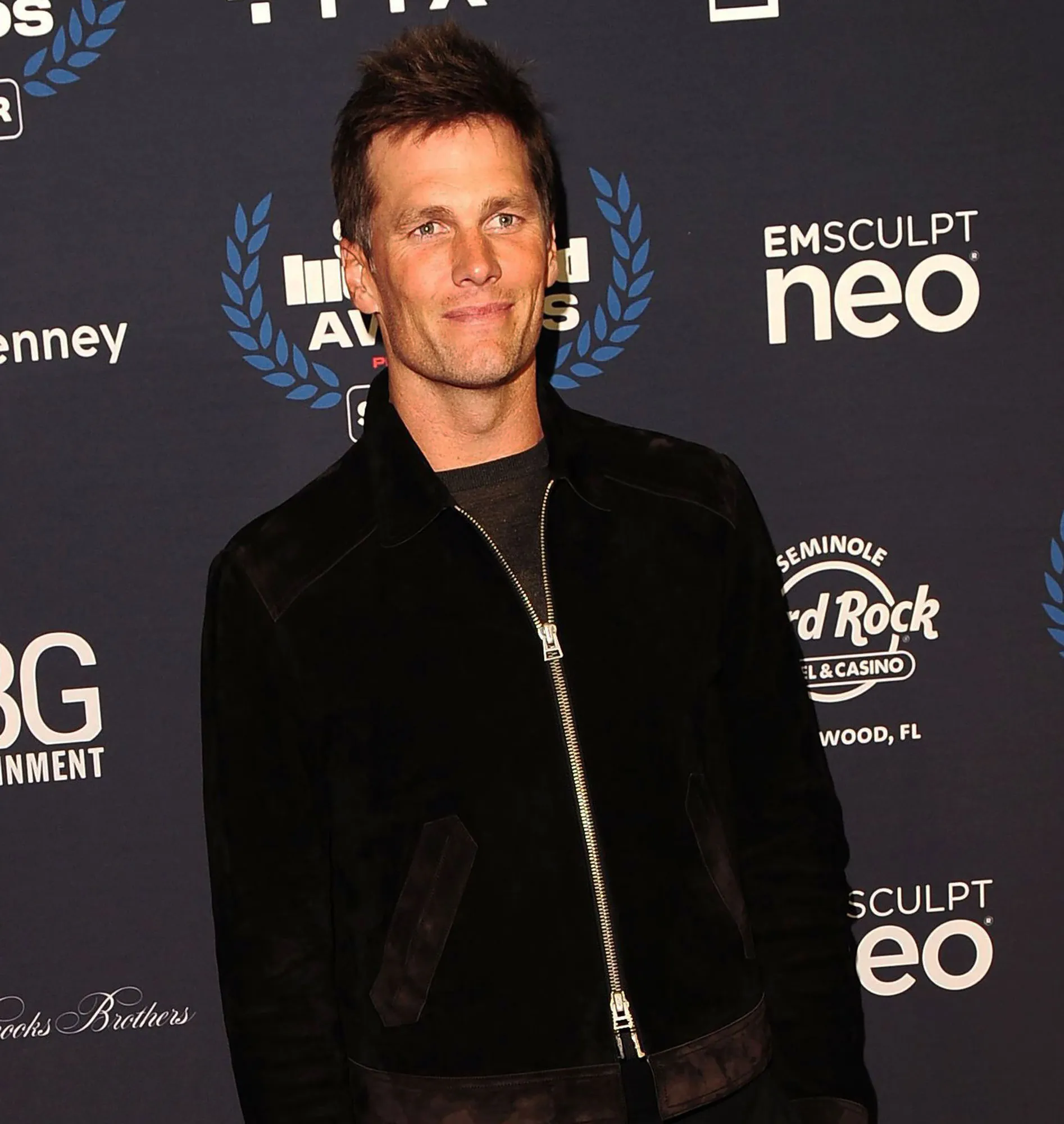 Tom Brady Has a Belated Holiday Celebration With His Children After Gisele Bundchen's Christmas Trip to Brazil black zip up sweatshirt