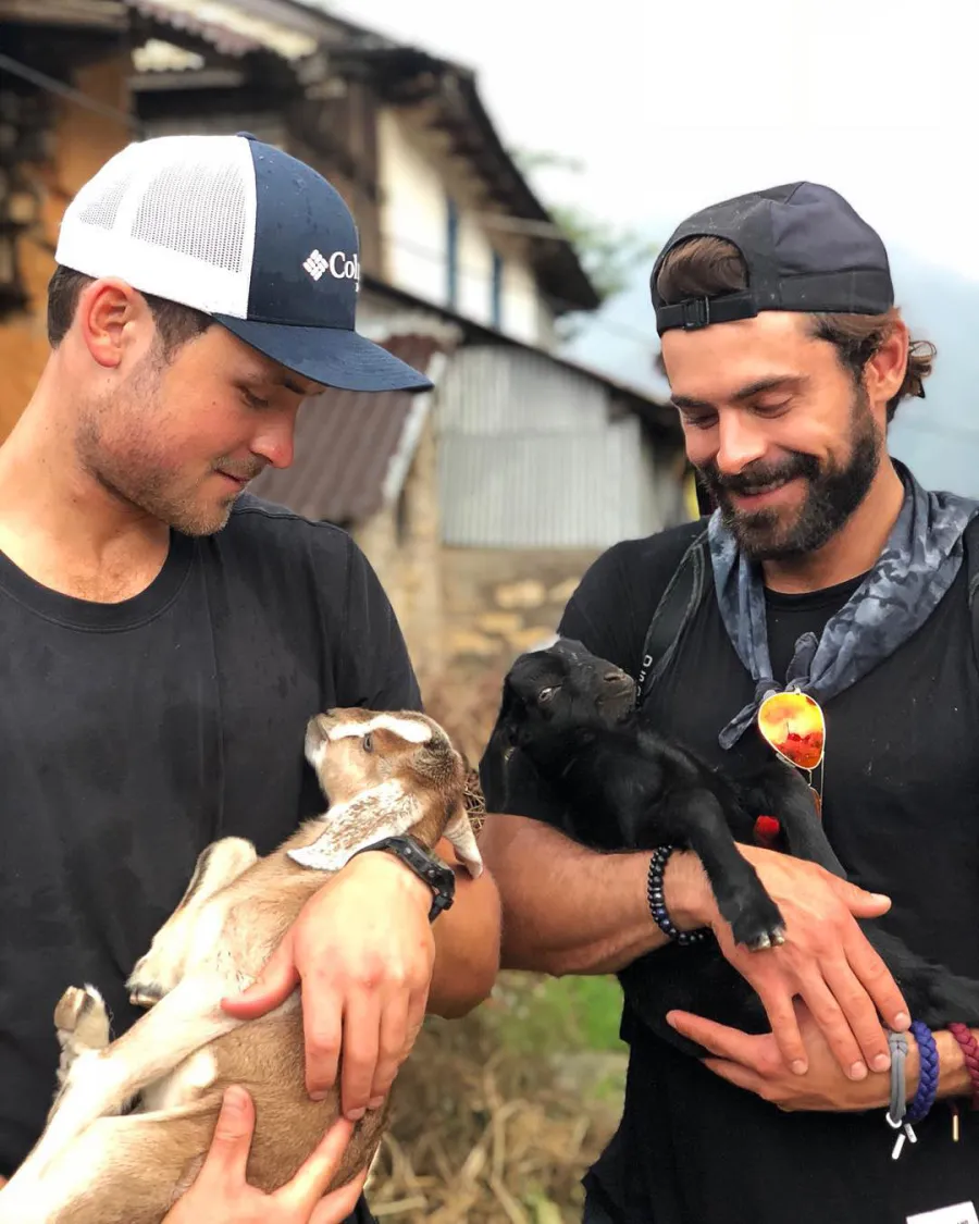 Zac Efron's Sweetest Photos With His Siblings and Family Members Over the Years -