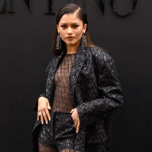 Zendaya Debuts Haircut