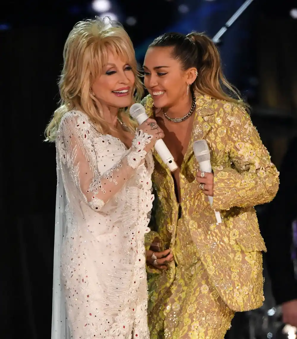 Miley Cyrus Reveals Dolly Parton&rsquo;s Reaction to Singer Wanting to Go Brunette