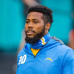 5 Things to Know About Late NFL Player Jessie Lemonier - 462 Chargers Dolphins Football, Miami Gardens, United States - 15 Nov 2020