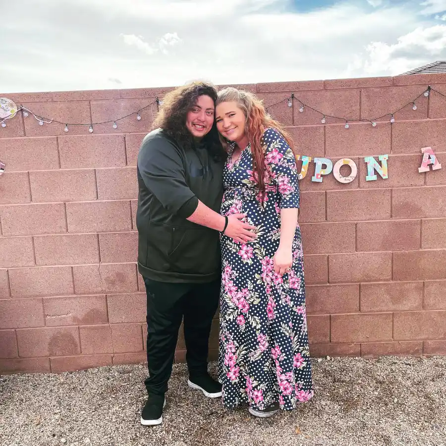 A Comprehensive Guide to Sister Wives’ Kody Brown and Christine Brown’s Family- Meet Their Kids and Grandkids Promo- A Complete Guide to Sister Wives’ Kody Brown and Christine Brown’s Family - 010