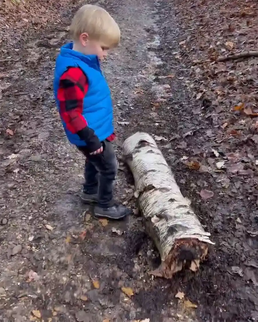 Ant Anstead Shares Glimpse of Son Hudson 1st Visit to the UK 3