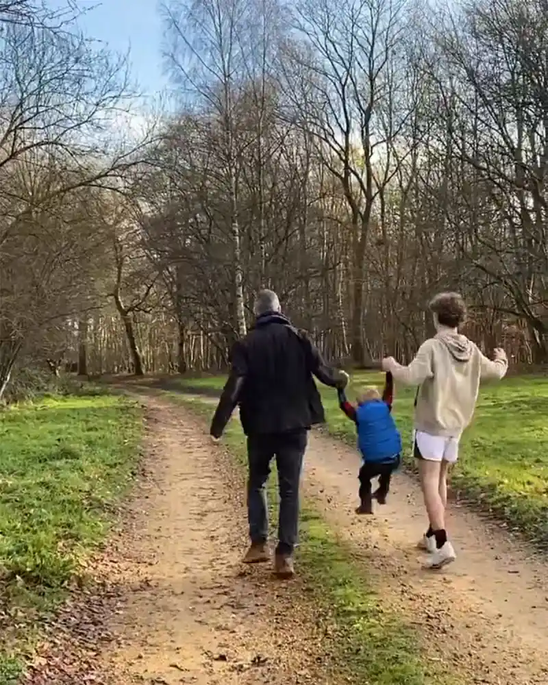 Ant Anstead Shares Glimpse of Son Hudson 1st Visit to the UK 4