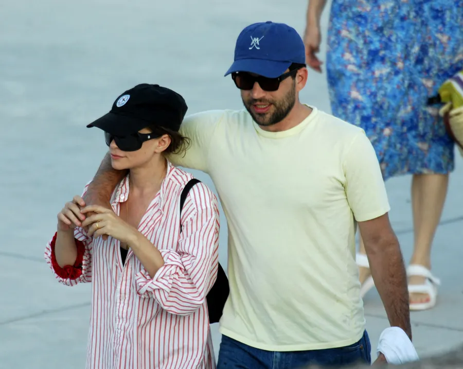 Ashley Olsen and Louis Eisner’s Relationship Timeline: Inside Their Private Romance vacation