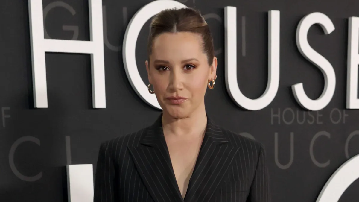 Ashley Tisdale Reveals Alopecia Diagnosis gucci belt