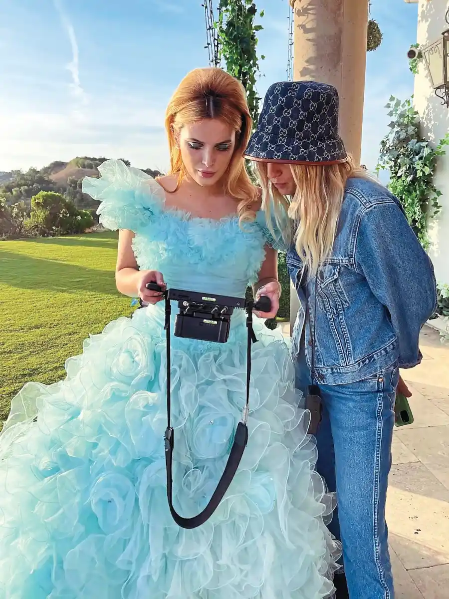 Bella Thorne: Inside a Day in My Life