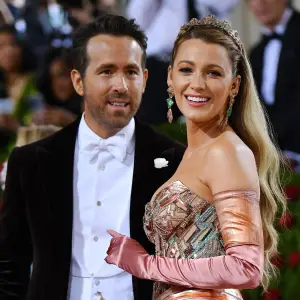 Blake Lively Shows Off Bare Bump Ahead of Baby No. 4's Arrival: My Exercise Program 'Isn't Working' Ryan Reynolds