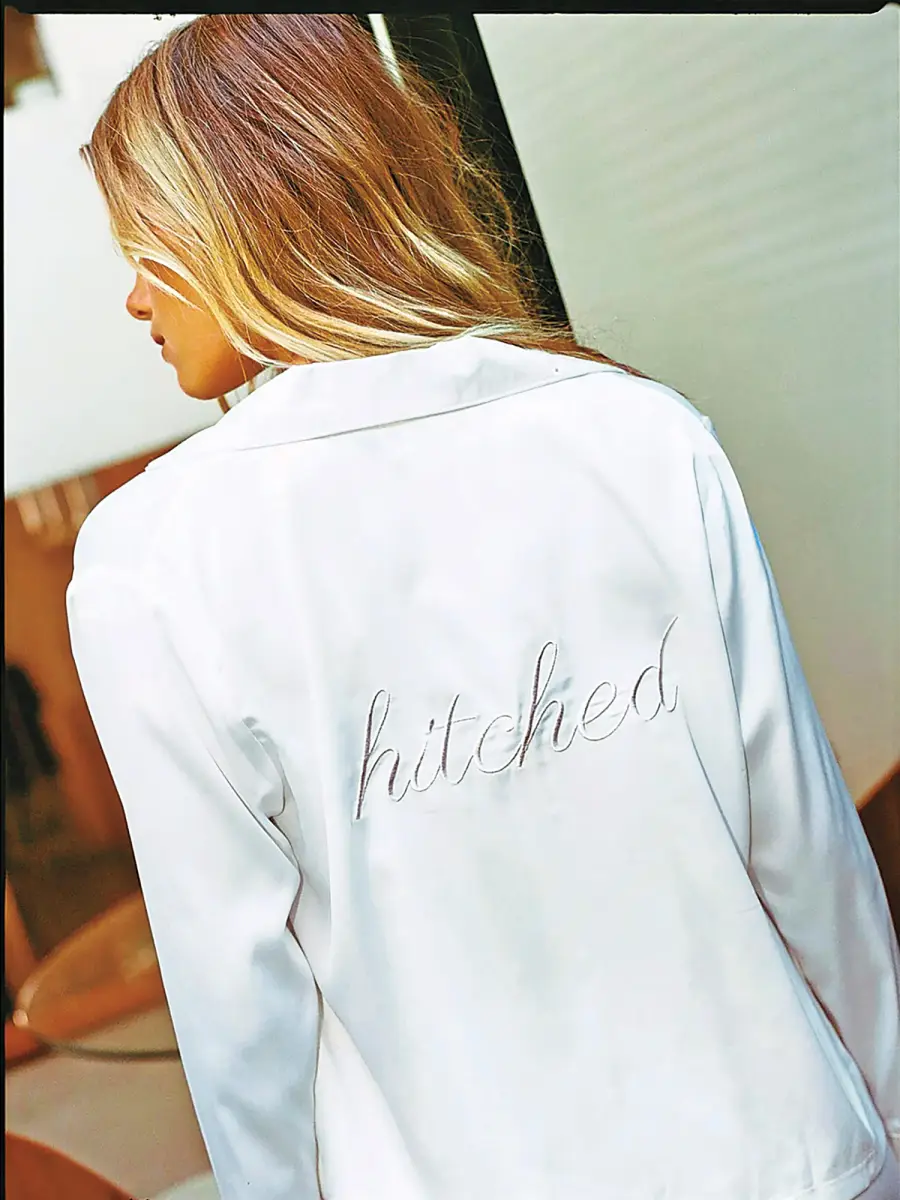 Buzzzz-o-Meter- Gwen Stefani-Approved Wedding Night Pajamas, 50 Cent’s Favorite Diamonds and More Star Favorites - 151