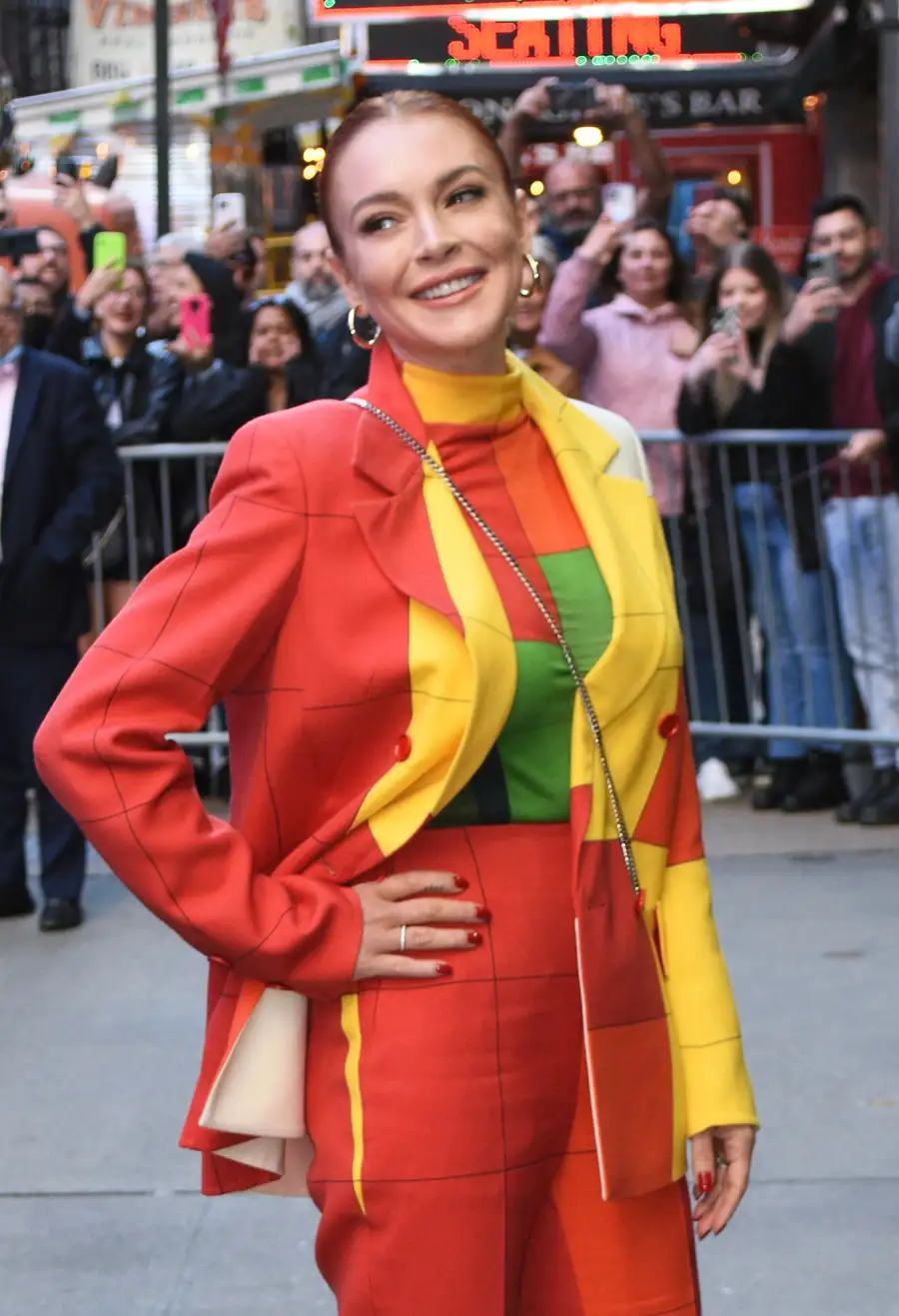 Celebrities React to Paris Hilton Secretly Welcoming Baby No. 1 With Carter Reum