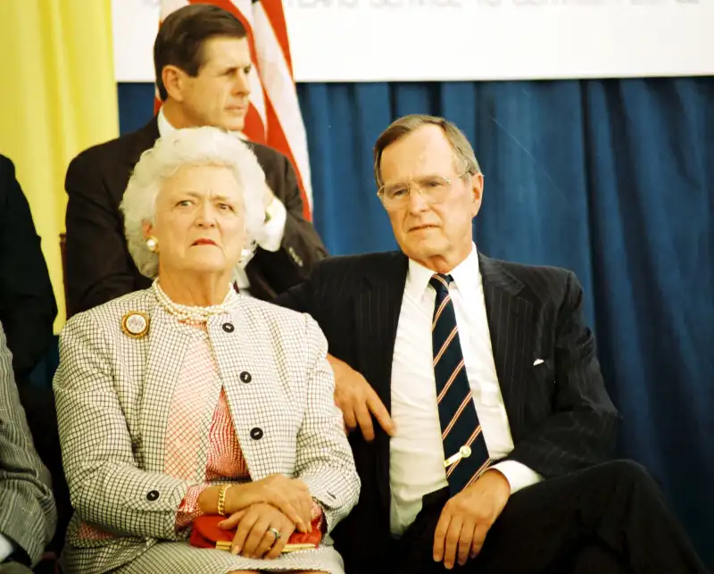 Celebrities Who Are Great-Grandparents- Priscilla Presley, Whoopi Goldberg and More - 511