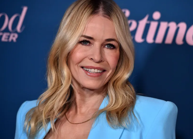 Chelsea Handler Delivers Hilarious Monologue at 2023 Critics’ Choice Awards blue blazer