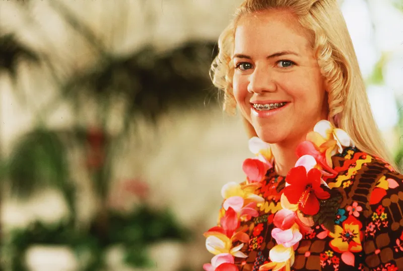 Christine Taylor Argued With Brady Bunch Movie Director Over Sure Jan Scene 5